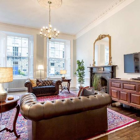 Joivy Converted Flat In Historic Building In New Town 에든버러 외부 사진