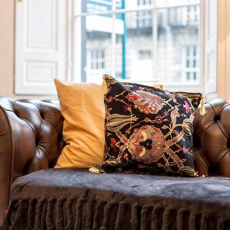Joivy Converted Flat In Historic Building In New Town 에든버러 외부 사진