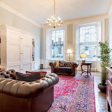 Joivy Converted Flat In Historic Building In New Town 에든버러 외부 사진