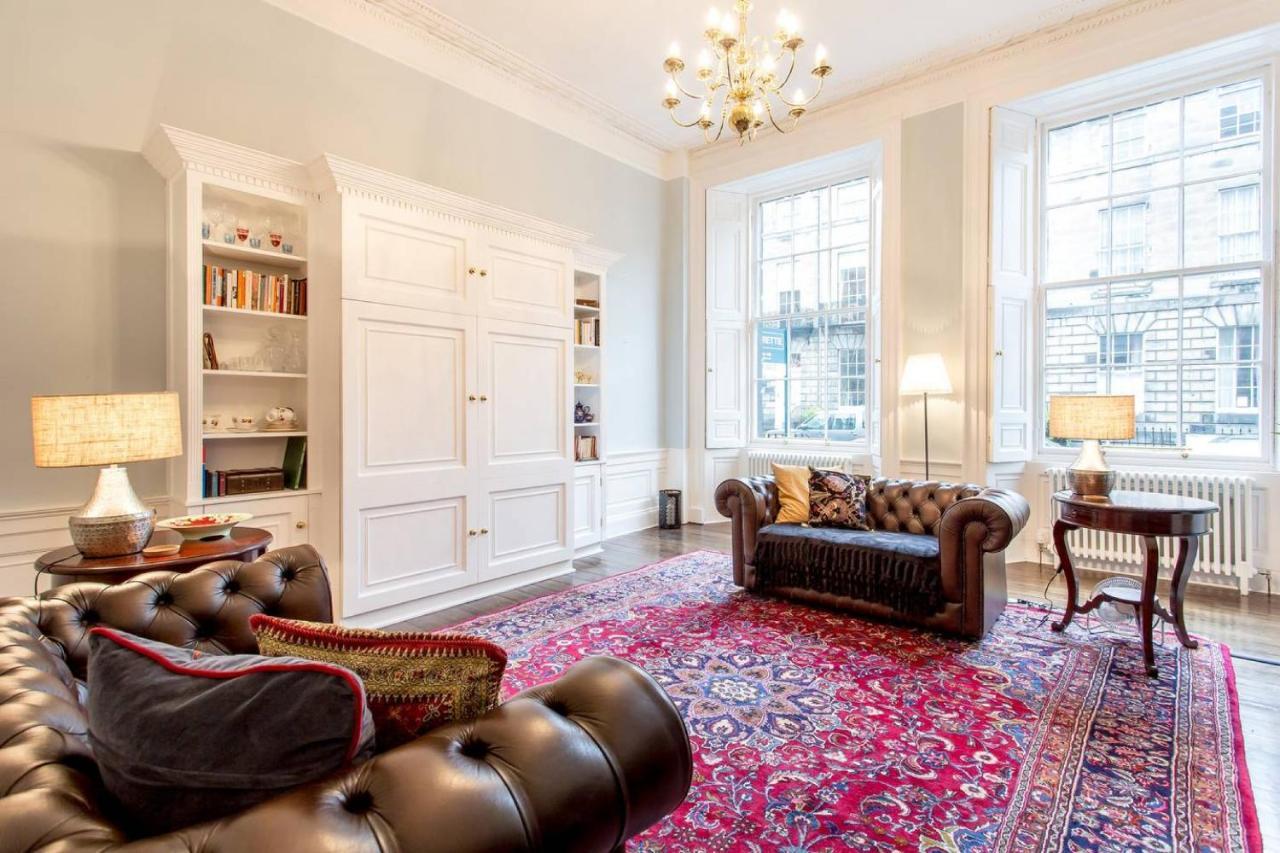 Joivy Converted Flat In Historic Building In New Town 에든버러 외부 사진